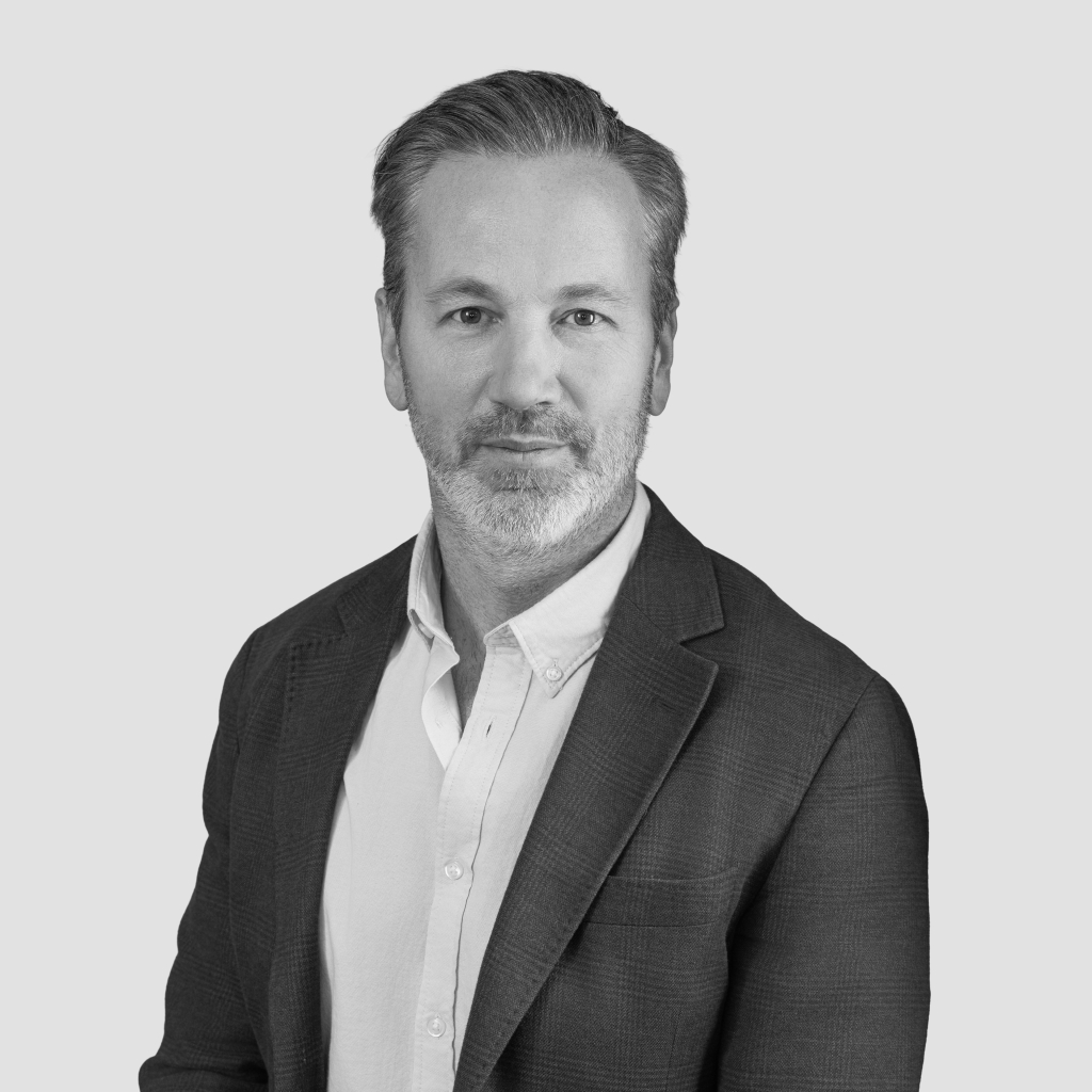 headshot for Jonathan Brinsden, Partner<br />
Broadfield UK