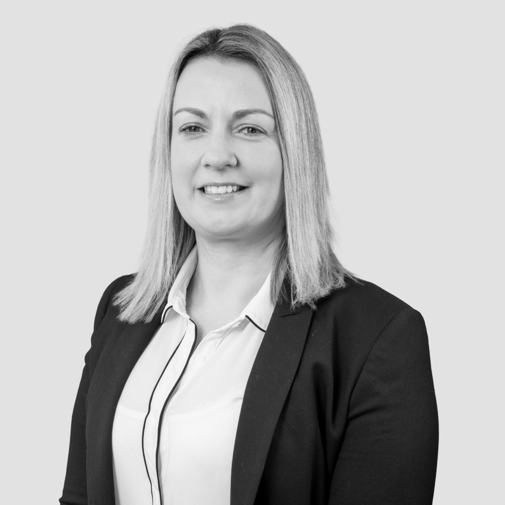 headshot for Jacqueline Dickinson (née Winship), Senior Associate<br />
Broadfield UK