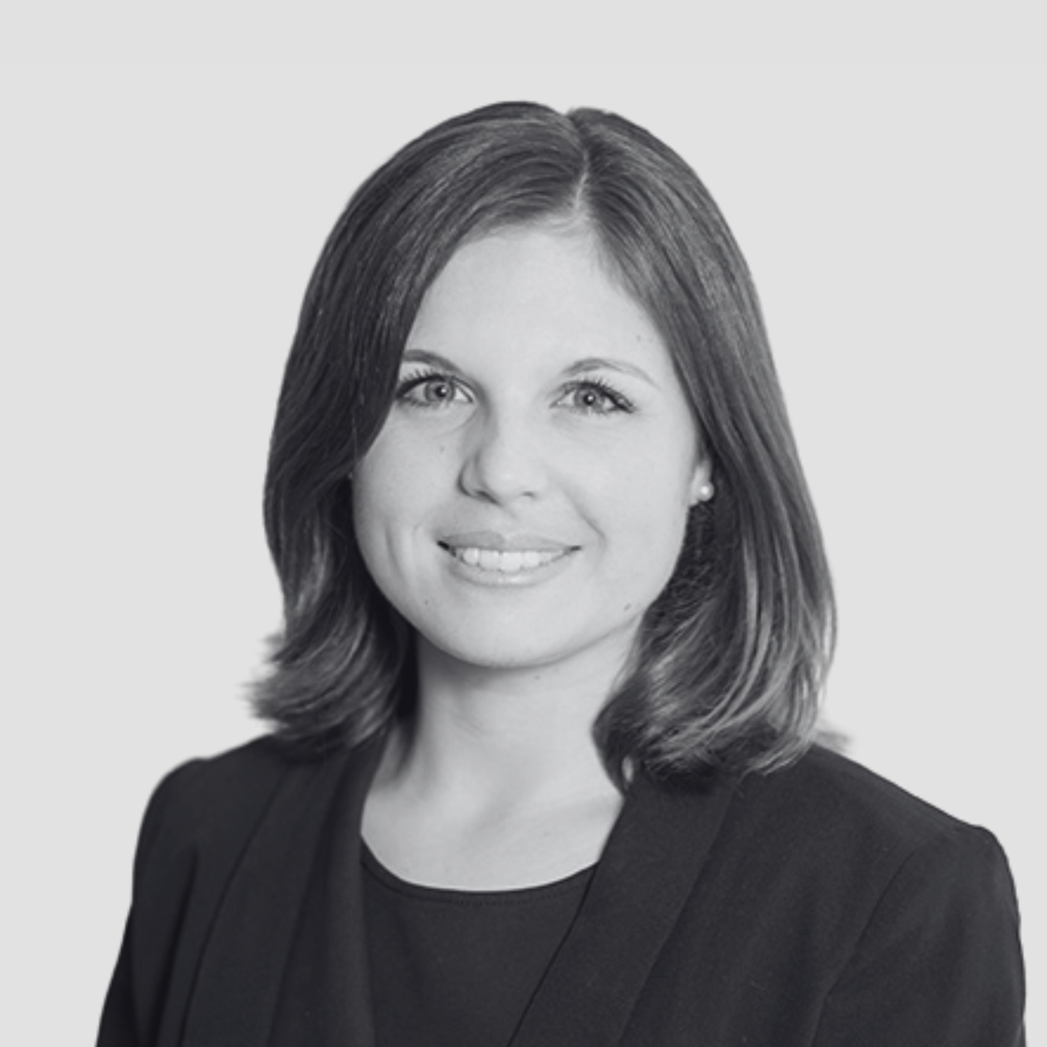 headshot for Zoe MacQueen, Senior Associate<br />
Broadfield UK