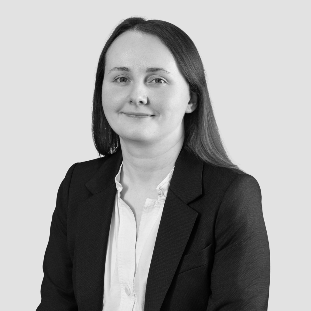 headshot for Tarnia Bleasdale, Associate<br />
Broadfield UK