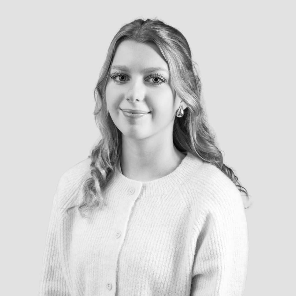 headshot for Sophia Bill, Solicitor Apprentice<br />
Broadfield UK
