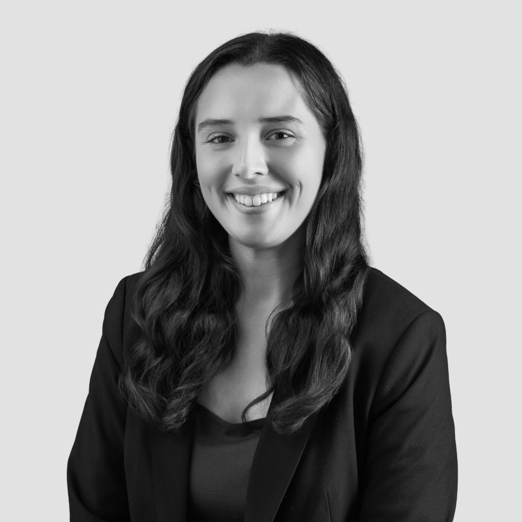 headshot for Elizabeth Lambert, Trainee Solicitor<br />
Broadfield UK